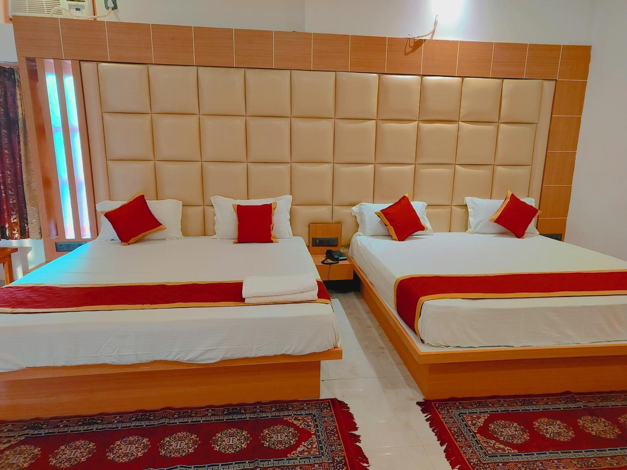 Avadh Sunshine Palace Hotel And Resort Ayodhya Exterior foto